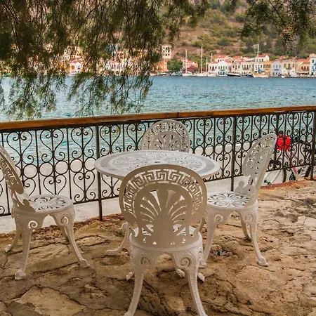 The Scarlet House Mejíszti