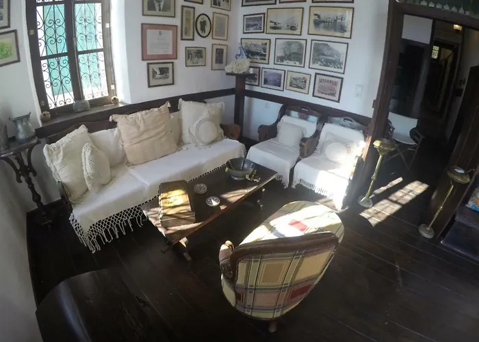 The Scarlet House 別荘 Meyísti